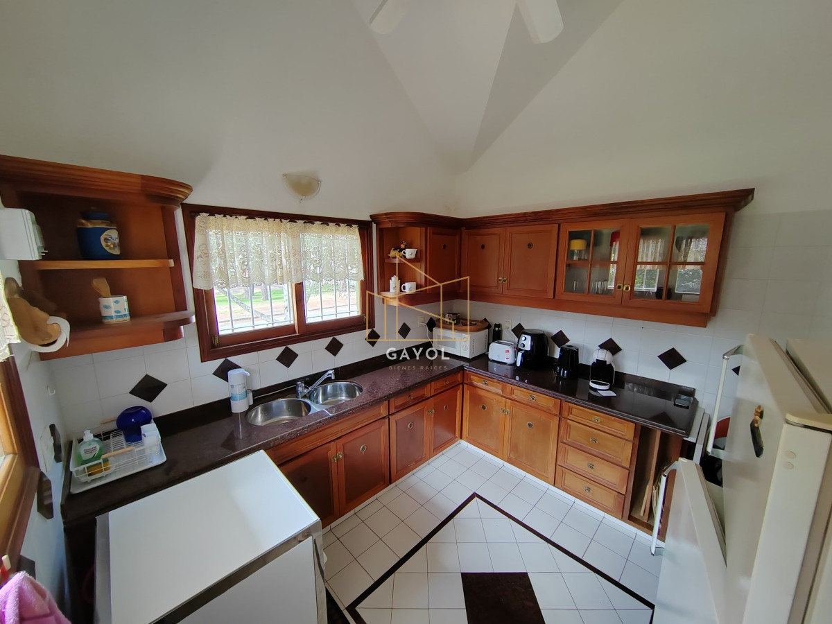 Casa ID.1085 - ALQUILA ESPECTACULAR PROPIEDAD EN LO MEJOR DE PARADA MANSA