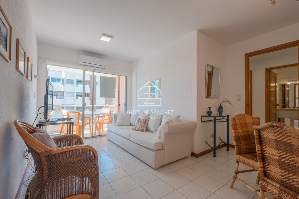 Apartamento ID.1048 - ALQUILA APARTAMENTO 2 DORMITORIOS , 2 BAÑOS