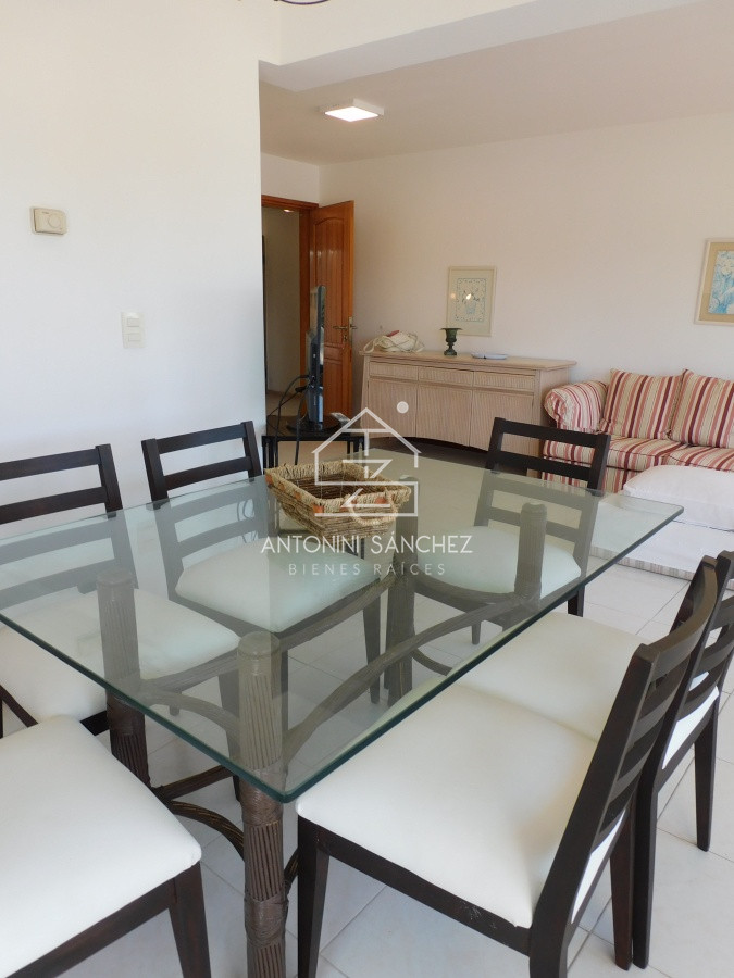 Apartamento ID.1050 - ALQUILA APARTAMENTO 3 DORMITORIOSPUNTA DEL ESTE MANSA 