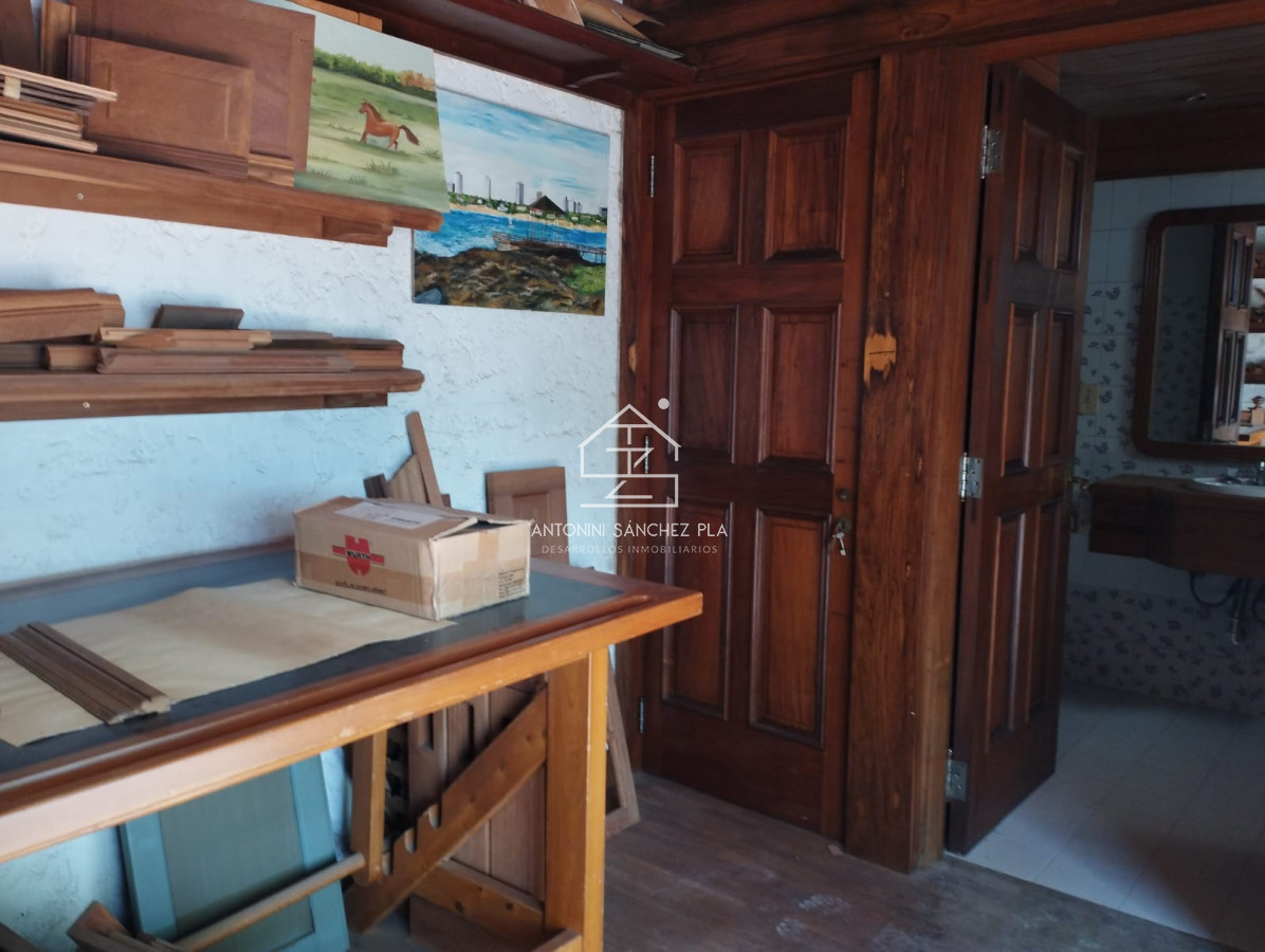 Local Comercial ID.4382 - IMPERDIBLE LOCAL -GALPON CON OFICINA EN MALDONADO 