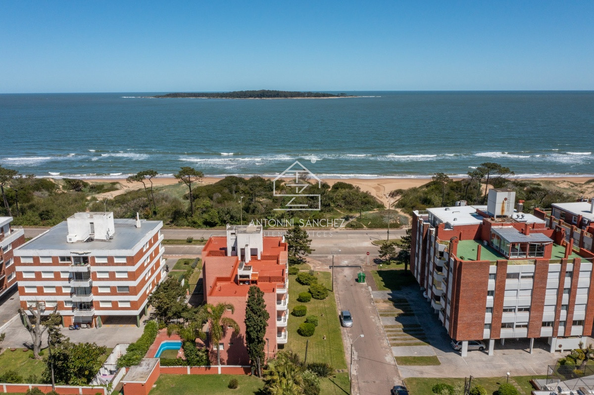 Apartamento ID.1048 - ALQUILA APARTAMENTO 2 DORMITORIOS , 2 BAÑOS