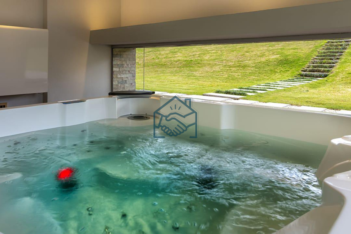 Apartamento ID.526/APARTAMENTO-EN-PRIMERA-FILA-PLAYA-MANSA--PUNTA-DEL-ESTE- - APARTAMENTO EN PRIMERA FILA PLAYA MANSA -PUNTA DEL ESTE 