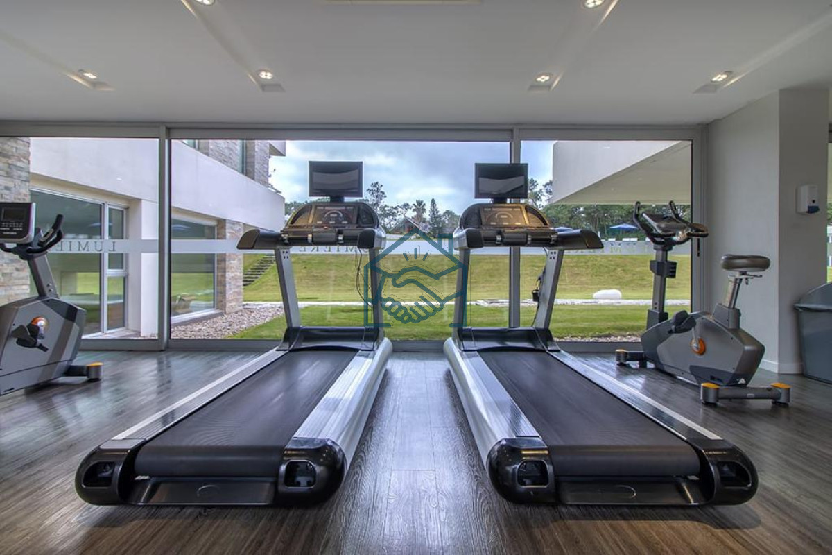 Apartamento ID.526/APARTAMENTO-EN-PRIMERA-FILA-PLAYA-MANSA--PUNTA-DEL-ESTE- - APARTAMENTO EN PRIMERA FILA PLAYA MANSA -PUNTA DEL ESTE 