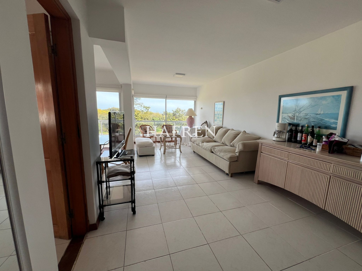 Apartamento ID.254 - Alquiler anual apartamento en Punta del Este, frente al mar!