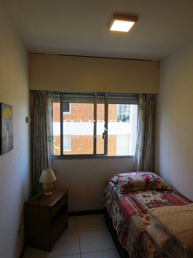 Apartamento ID.254 - Alquiler anual apartamento en Punta del Este, frente al mar!