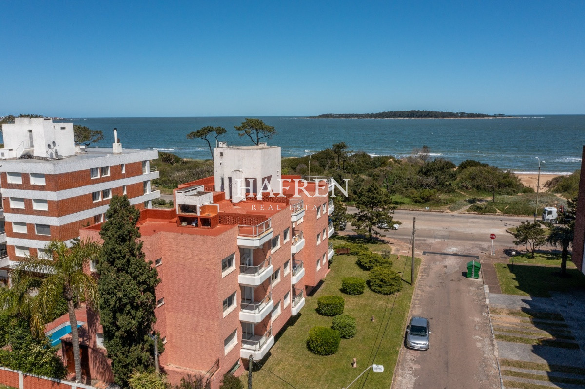 Apartamento ID.254 - Alquiler anual apartamento en Punta del Este, frente al mar!