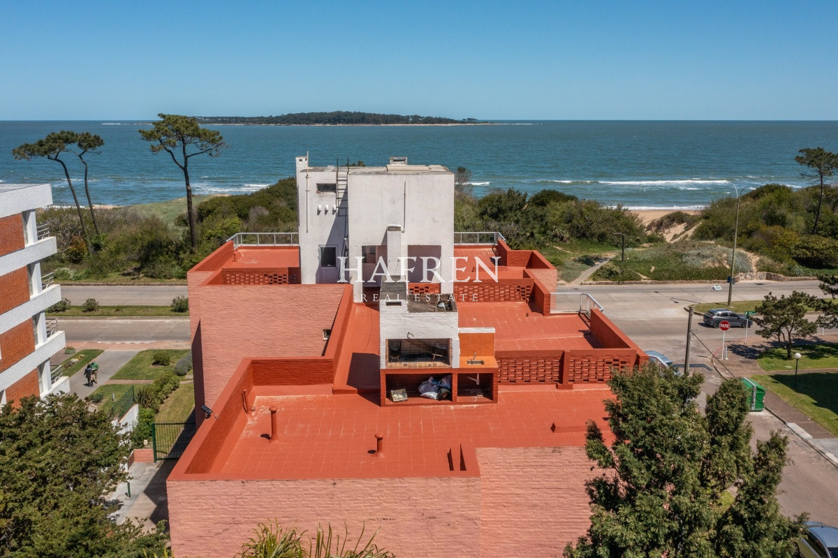 Apartamento ID.254 - Alquiler anual apartamento en Punta del Este, frente al mar!