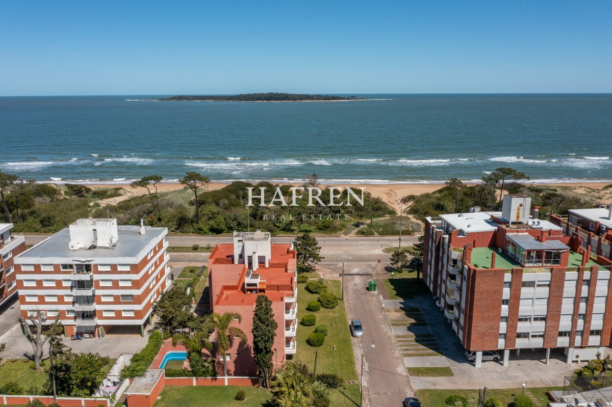 Apartamento ID.254 - Alquiler anual apartamento en Punta del Este, frente al mar!