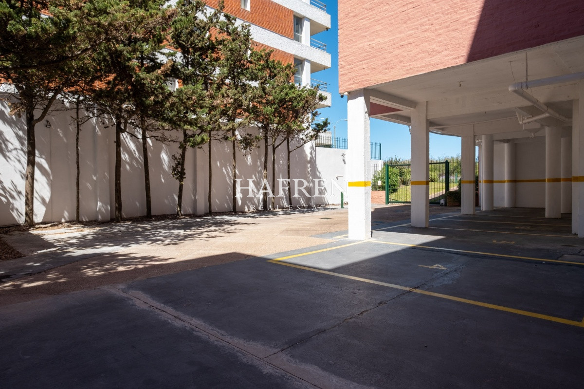 Apartamento ID.254 - Alquiler anual apartamento en Punta del Este, frente al mar!