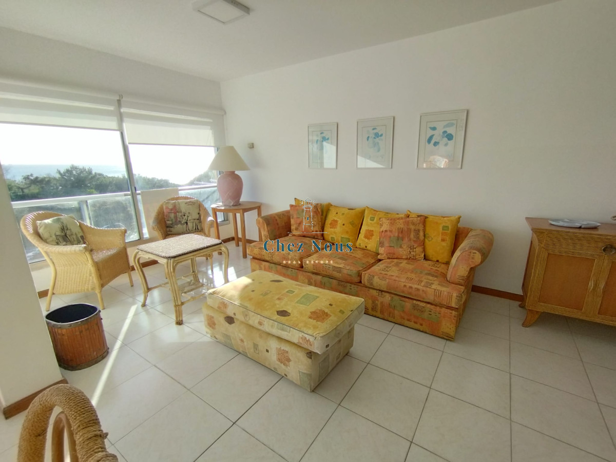 Apartamento ID.165 - EDIFICIO LAS OLAS ALQUILA APARTAMENTO 3 DORMITORIOS , 2 BAÑOS 