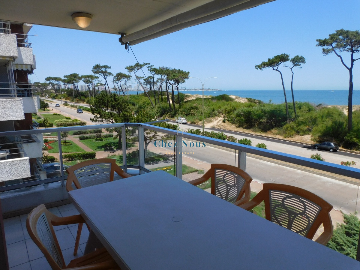 Apartamento ID.165 - EDIFICIO LAS OLAS ALQUILA APARTAMENTO 3 DORMITORIOS , 2 BAÑOS 