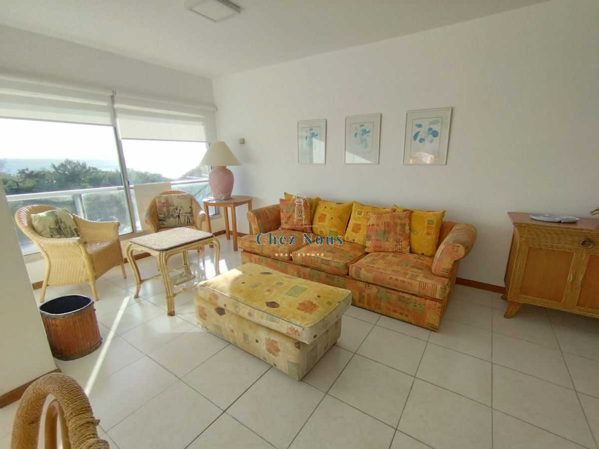 Apartamento ID.165 - EDIFICIO LAS OLAS ALQUILA APARTAMENTO 3 DORMITORIOS , 2 BAÑOS 