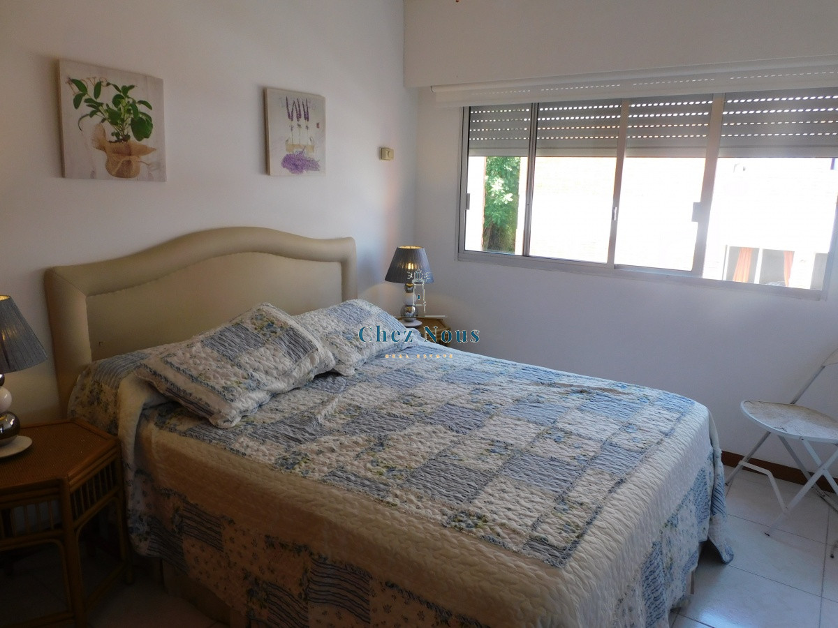 Apartamento ID.165 - EDIFICIO LAS OLAS ALQUILA APARTAMENTO 3 DORMITORIOS , 2 BAÑOS 
