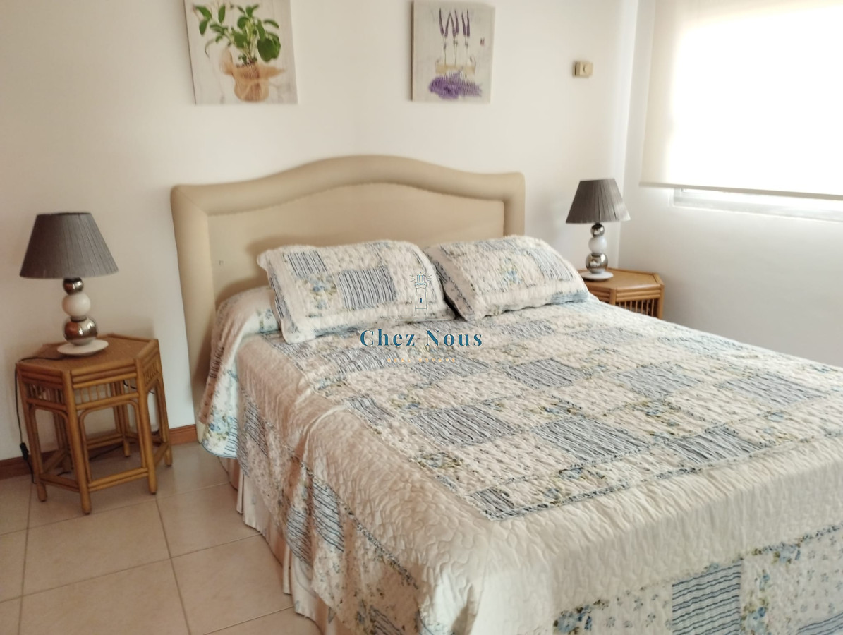 Apartamento ID.165 - EDIFICIO LAS OLAS ALQUILA APARTAMENTO 3 DORMITORIOS , 2 BAÑOS 