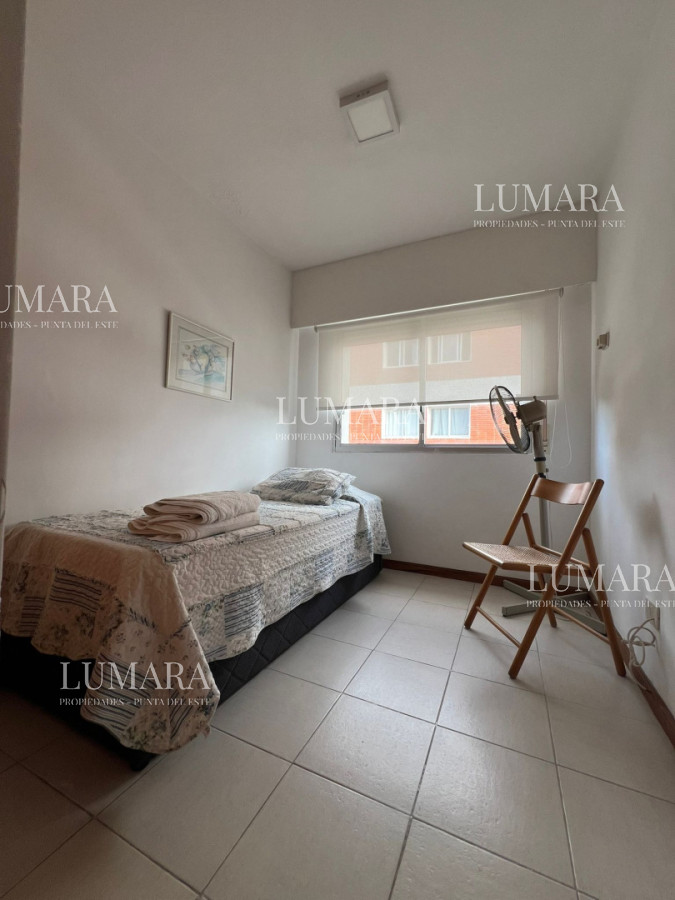 Apartamento ID.165 - EDIFICIO LAS OLAS ALQUILA APARTAMENTO 3 DORMITORIOS , 2 BAÑOS 