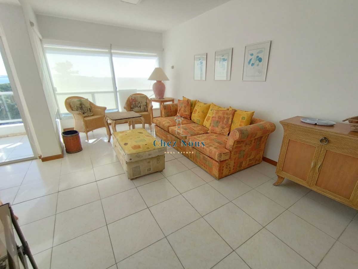 Apartamento ID.165 - EDIFICIO LAS OLAS ALQUILA APARTAMENTO 3 DORMITORIOS , 2 BAÑOS 