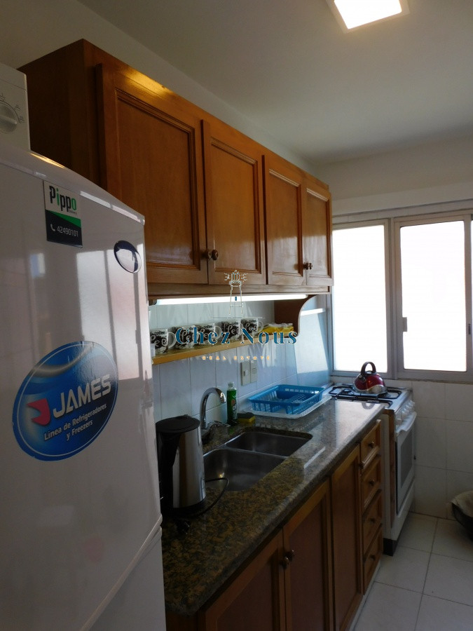 Apartamento ID.165 - EDIFICIO LAS OLAS ALQUILA APARTAMENTO 3 DORMITORIOS , 2 BAÑOS 