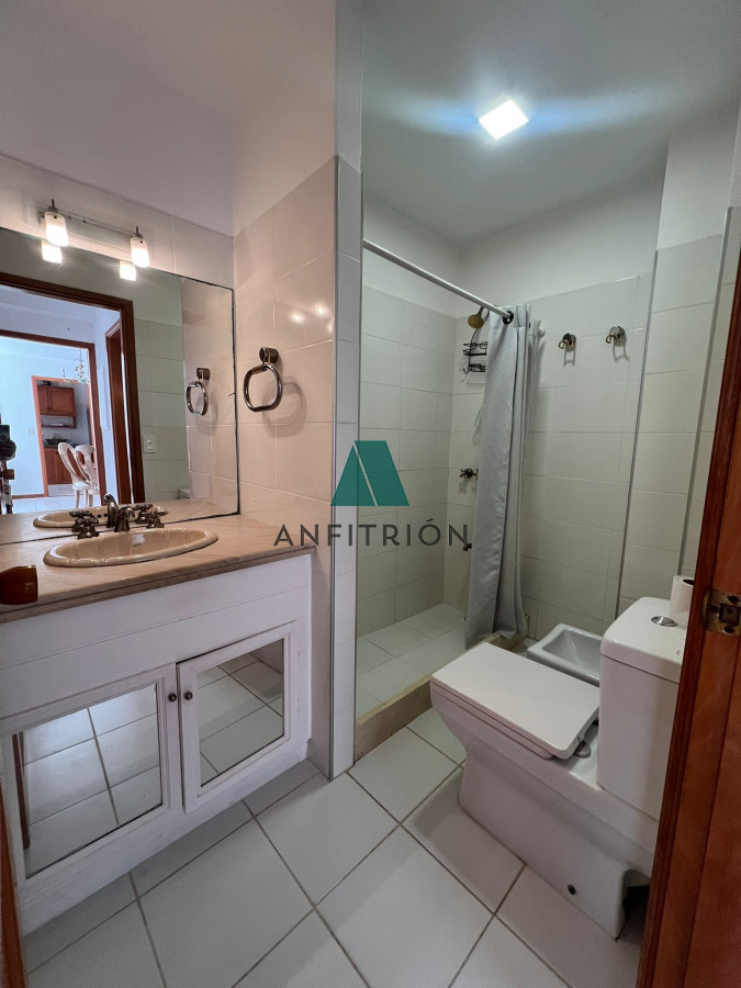Apartamento ID.24 - ALQUILA APARTAMENTO 2 DORMITORIOS , 2 BAÑOS