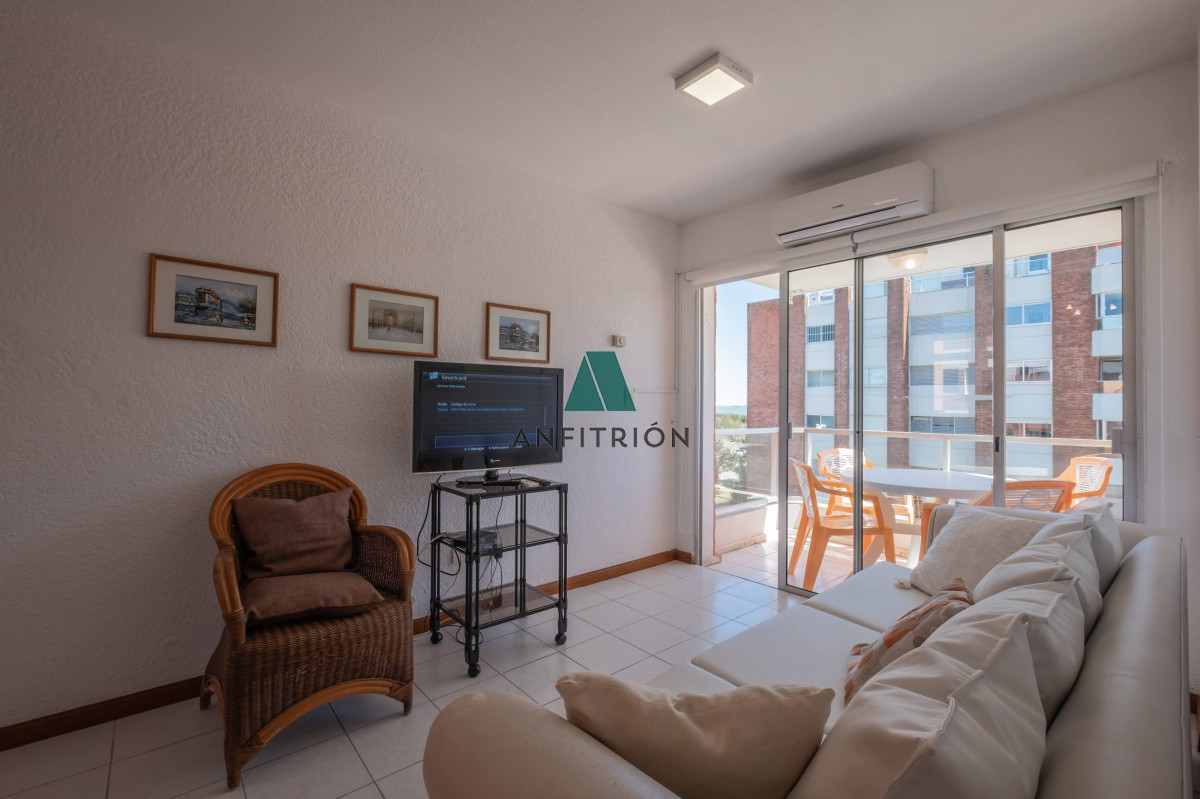 Apartamento ID.24 - ALQUILA APARTAMENTO 2 DORMITORIOS , 2 BAÑOS