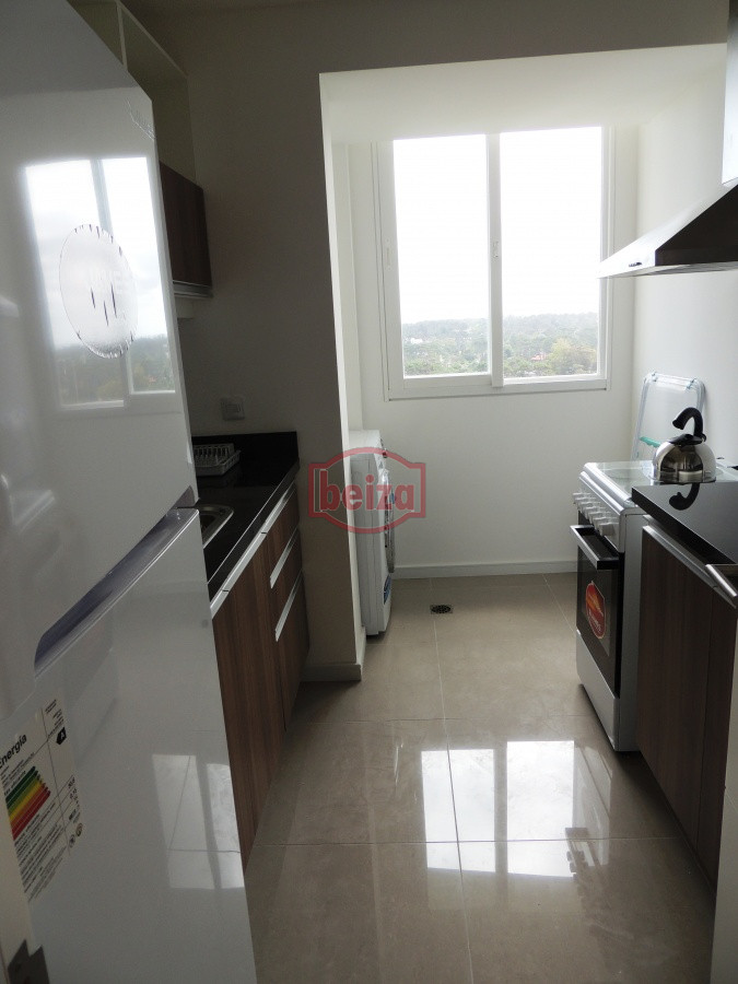 Apartamento ID.165823 - TORRE ONE -PUNTA DEL ESTE  ALQUILA APARTAMENTO UN DORMITORIO , UN BAÑO  !!