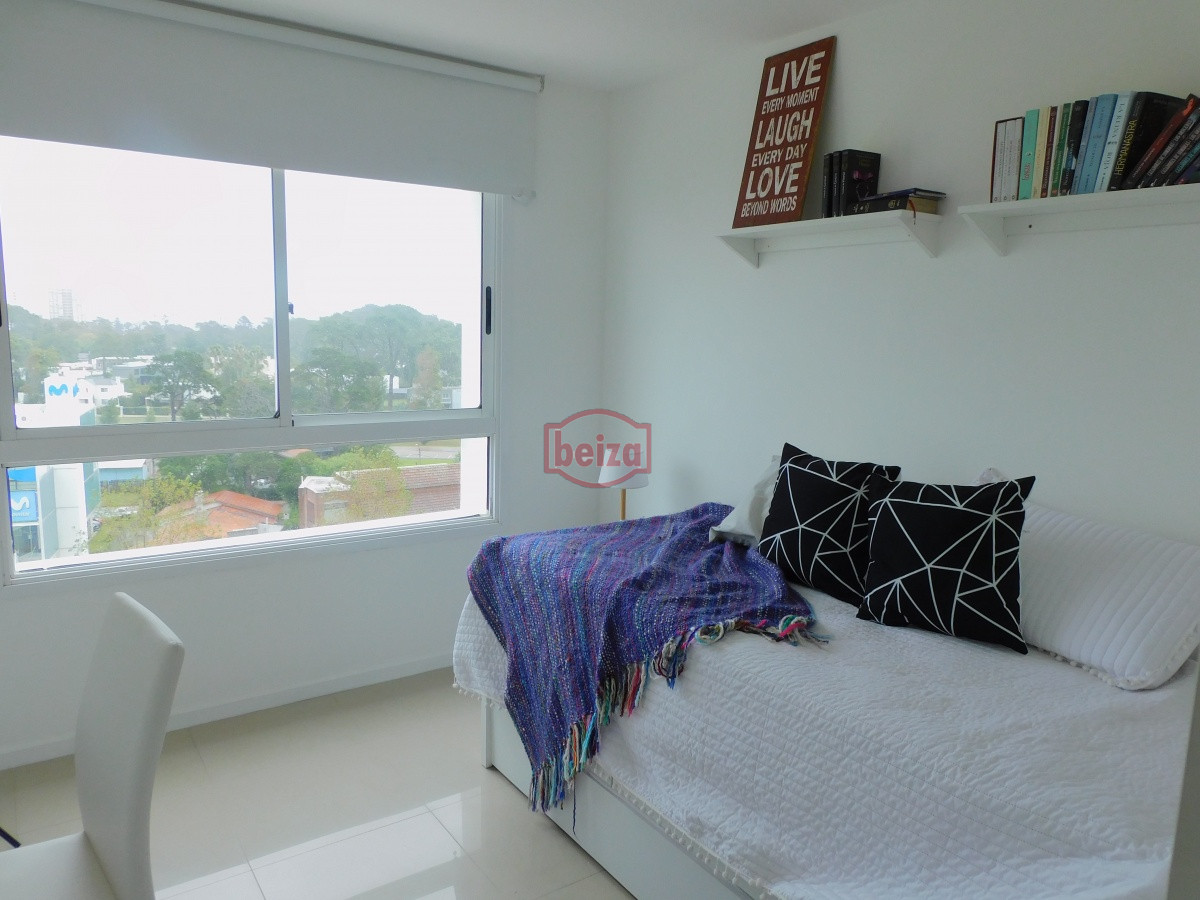 Apartamento ID.166930/VENTA-DE-DOS-Y-TRES-DORMITORIOS-EN-MANSA - EXCELENTE ENTORNO Punta del Este cerca del shopping 