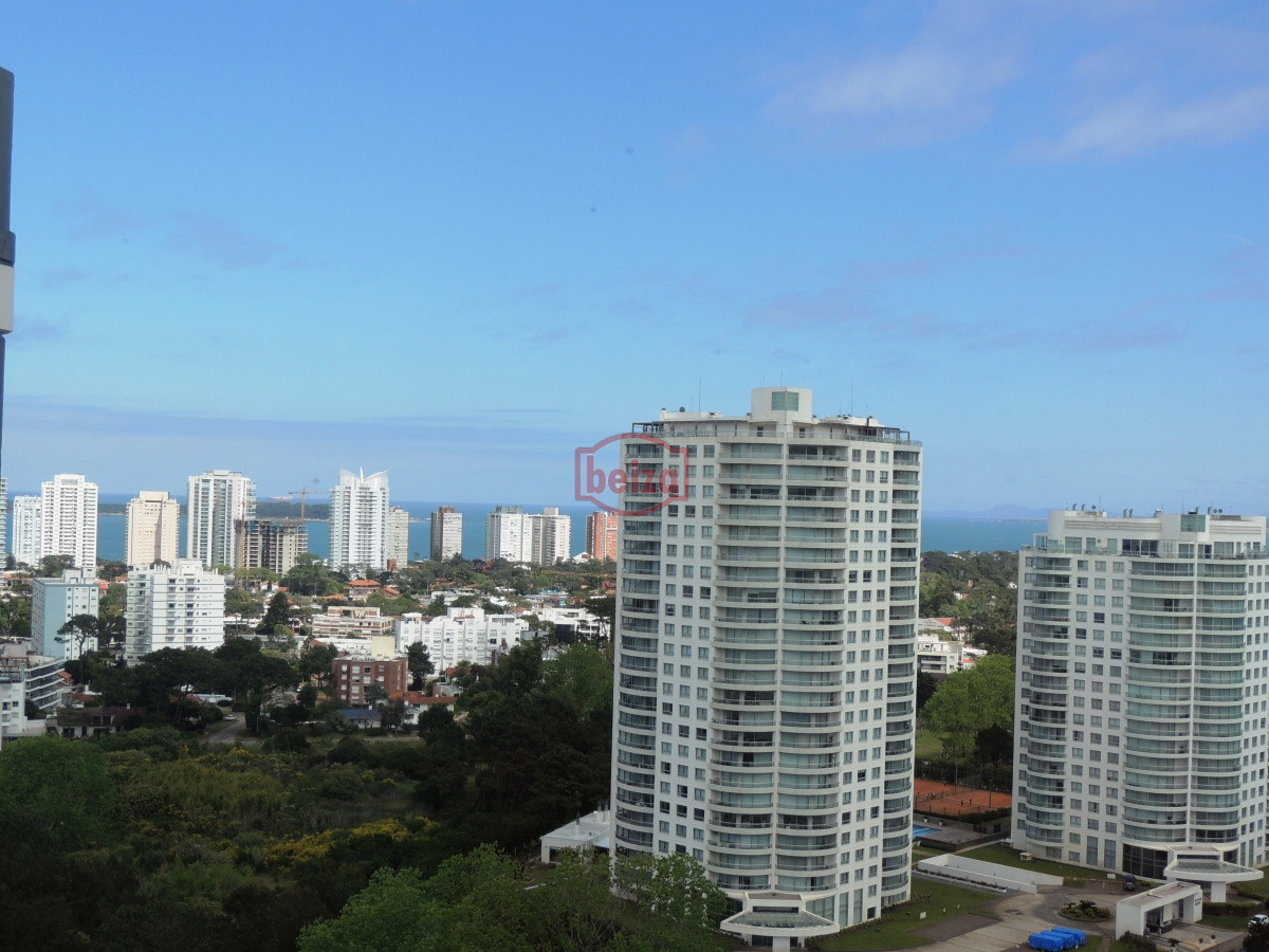 Apartamento ID.165823 - TORRE ONE -PUNTA DEL ESTE  ALQUILA APARTAMENTO UN DORMITORIO , UN BAÑO  !!