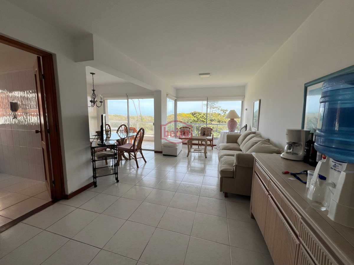 Apartamento ID.164344/Pent-House-con-vista-a-Mansa-y-Brava - ALQUILA APARTAMENTO 3 DORMITORIOS , 2 BAÑOS