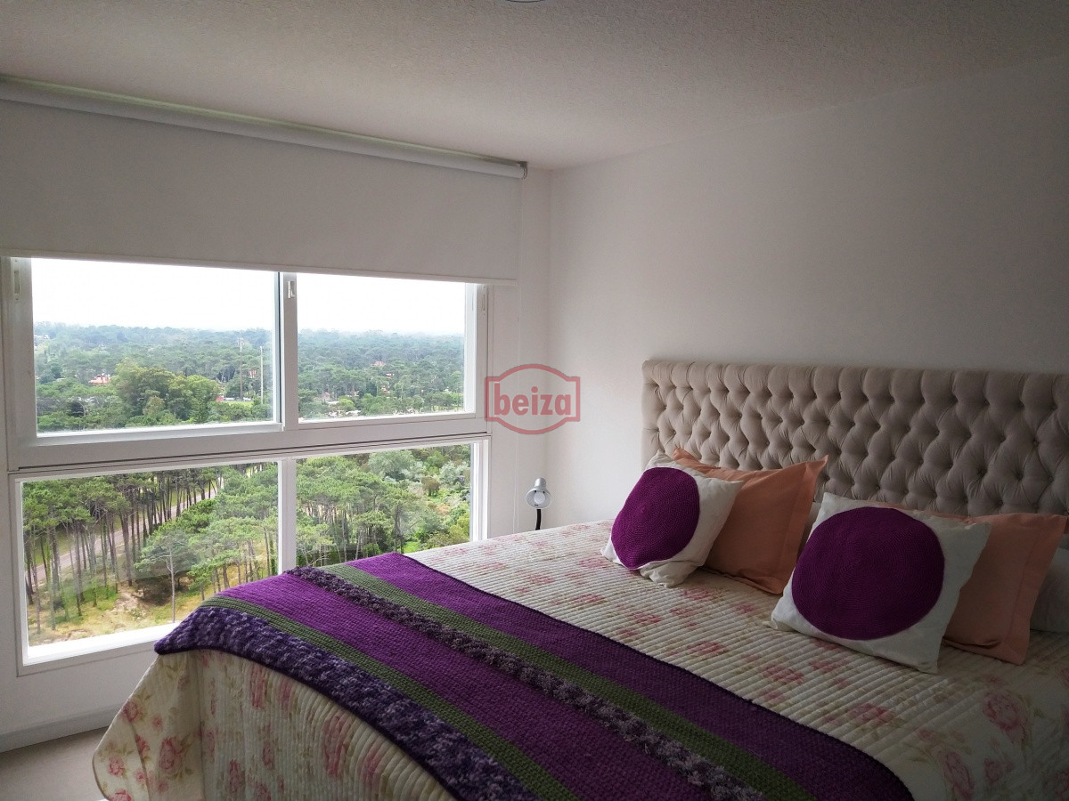 Apartamento ID.165823 - TORRE ONE -PUNTA DEL ESTE  ALQUILA APARTAMENTO UN DORMITORIO , UN BAÑO  !!