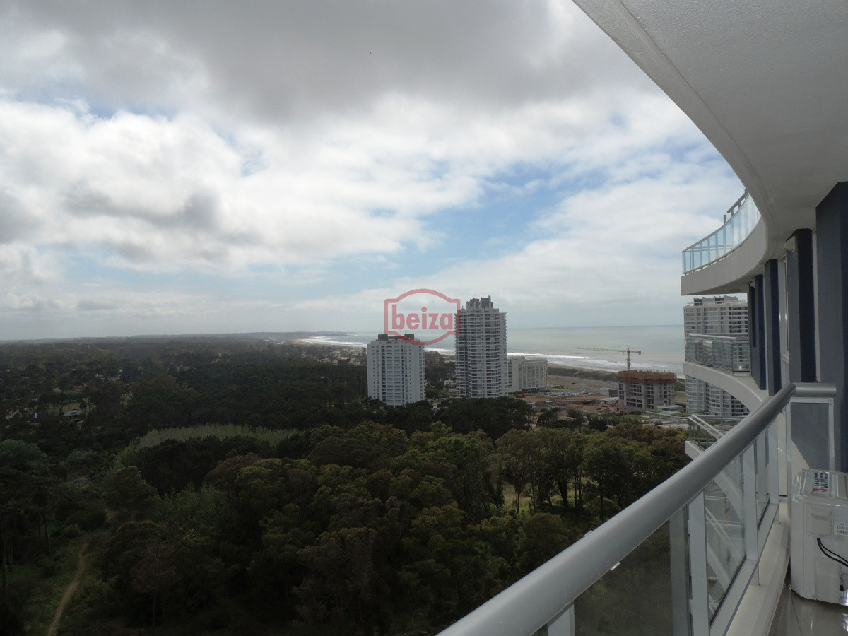 Apartamento ID.165823 - TORRE ONE -PUNTA DEL ESTE  ALQUILA APARTAMENTO UN DORMITORIO , UN BAÑO  !!