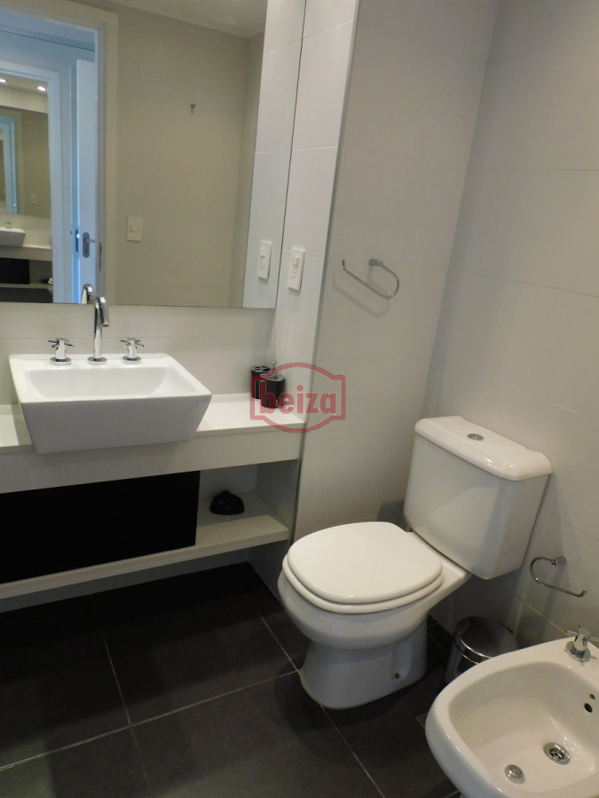 Apartamento ID.165920/ALQUILER-APARTAMENTO-2-DORMITORIOS-PUNTA-DEL-ESTE- - ALQUILA APARTAMENTO 2 DORMITORIOS , 2 BAÑOS