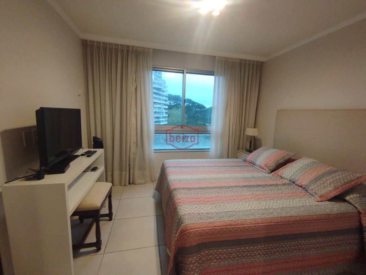 Apartamento ID.165920/ALQUILER-APARTAMENTO-2-DORMITORIOS-PUNTA-DEL-ESTE- - ALQUILA APARTAMENTO 2 DORMITORIOS , 2 BAÑOS
