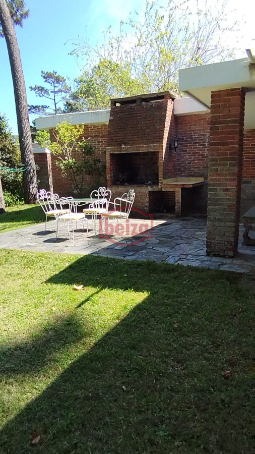 Casa ID.164115/59894443339 - ALQUILA CHALET POR TEMPORADA