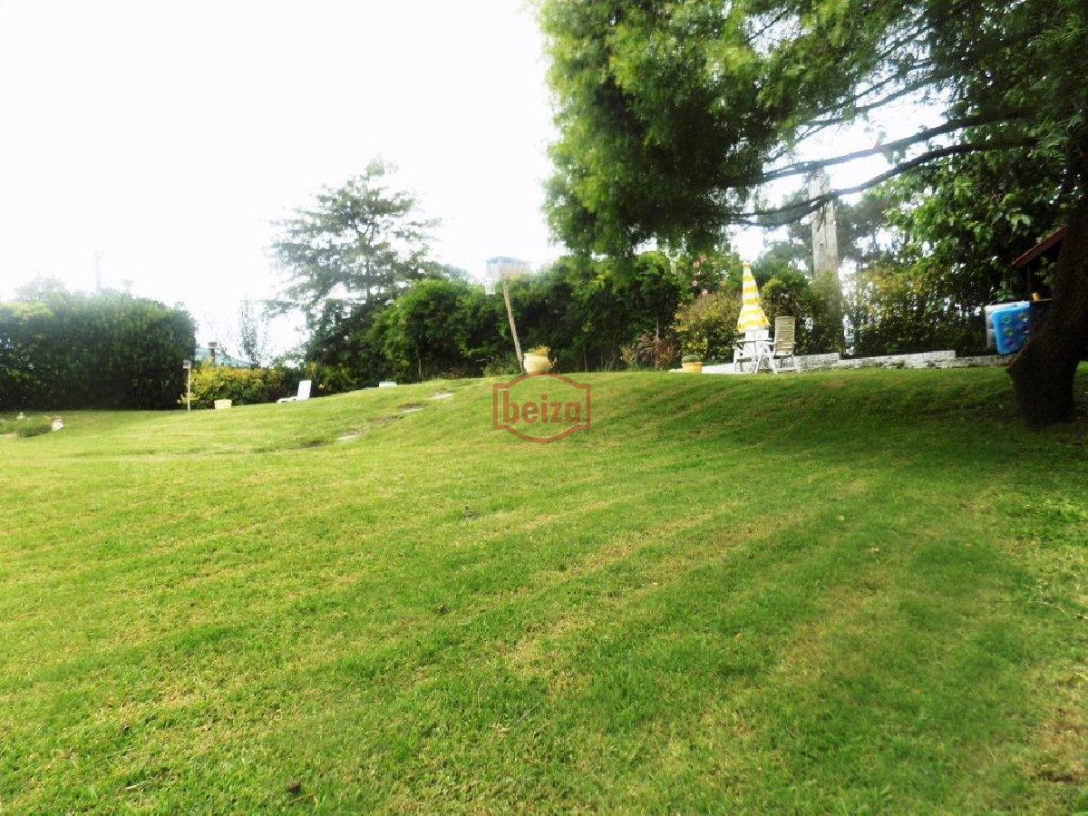 Casa ID.165885 - CHALET CUATRO DORMITORIOS!!