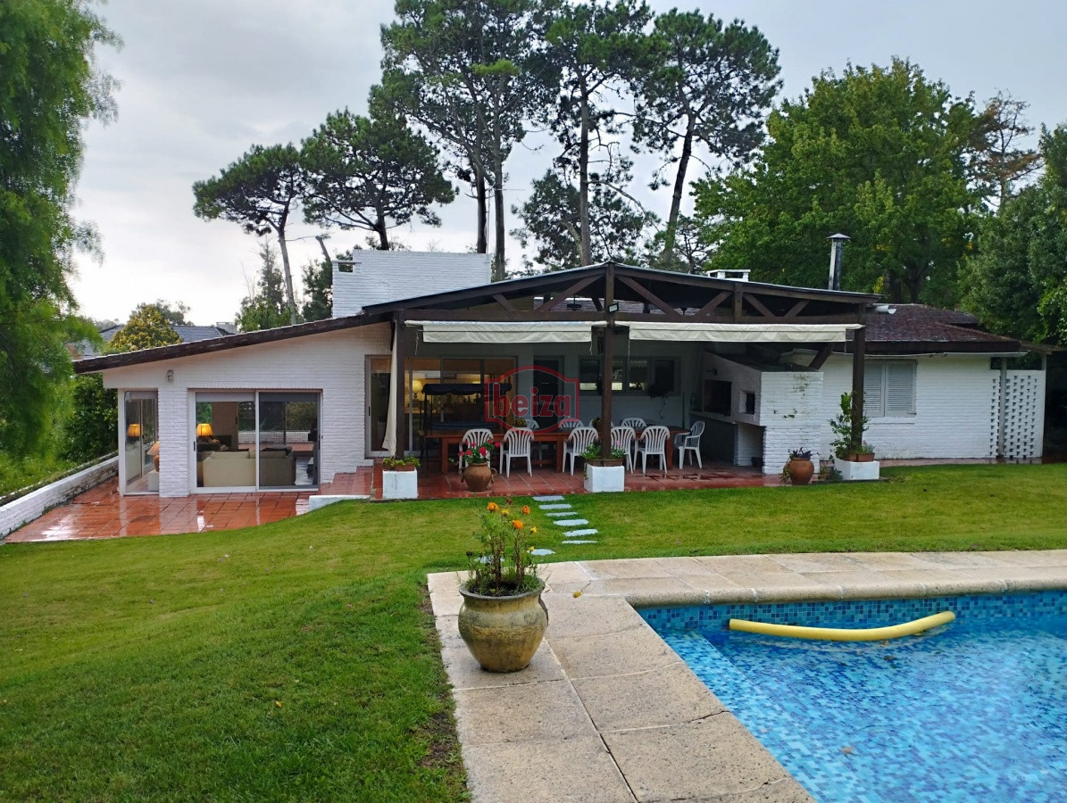 Casa ID.165885/Altos-de-Punta-Piedras,-Manantiales.-4-dormitorios.-Vista-al-mar. - CHALET CUATRO DORMITORIOS!!