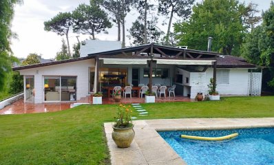 CHALET CUATRO DORMITORIOS!!