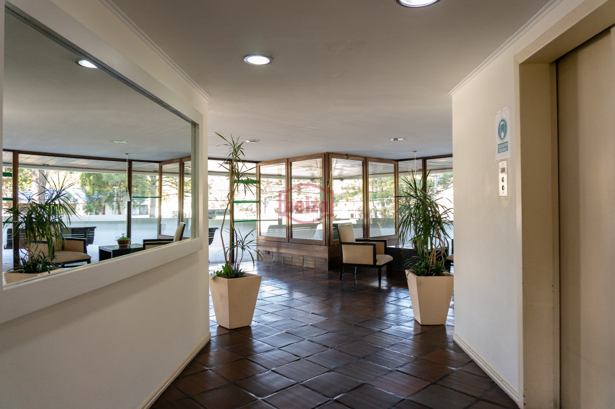 Apartamento ID.165458/Apartamento-de-2-Dormitorios-a-pasos-del-mar-en-Brava - EXCELENTE OPORTUNIDAD!! IMPERDIBLE