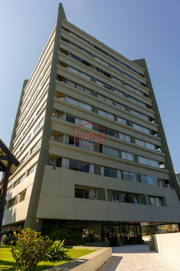 Apartamento ID.165458/Apartamento-de-2-Dormitorios-a-pasos-del-mar-en-Brava - EXCELENTE OPORTUNIDAD!! IMPERDIBLE
