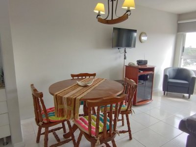 DOCE LUNAS -PUNTA DEL ESTE 