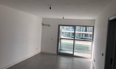APARTAMENTO DOS DORMITORIOS , DOS BAÑOS CON PARRILLERO PROPIO.