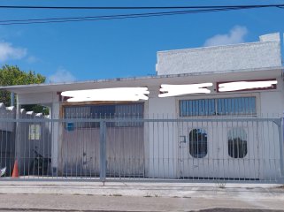 Galpón sobre importante Av. MALDONADO VENDE