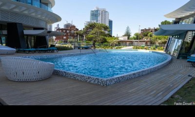 VENTA APARTAMENTO , PISO ALTO , TRES DORMITORIOS , TRES BAÑOS