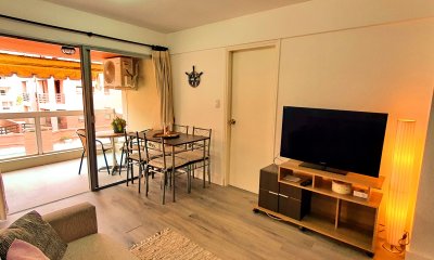 En venta apartamento reciclado 1 dormitorio con balcón y garaje en Peninsula, Punta del Este - Ref : EQP7555