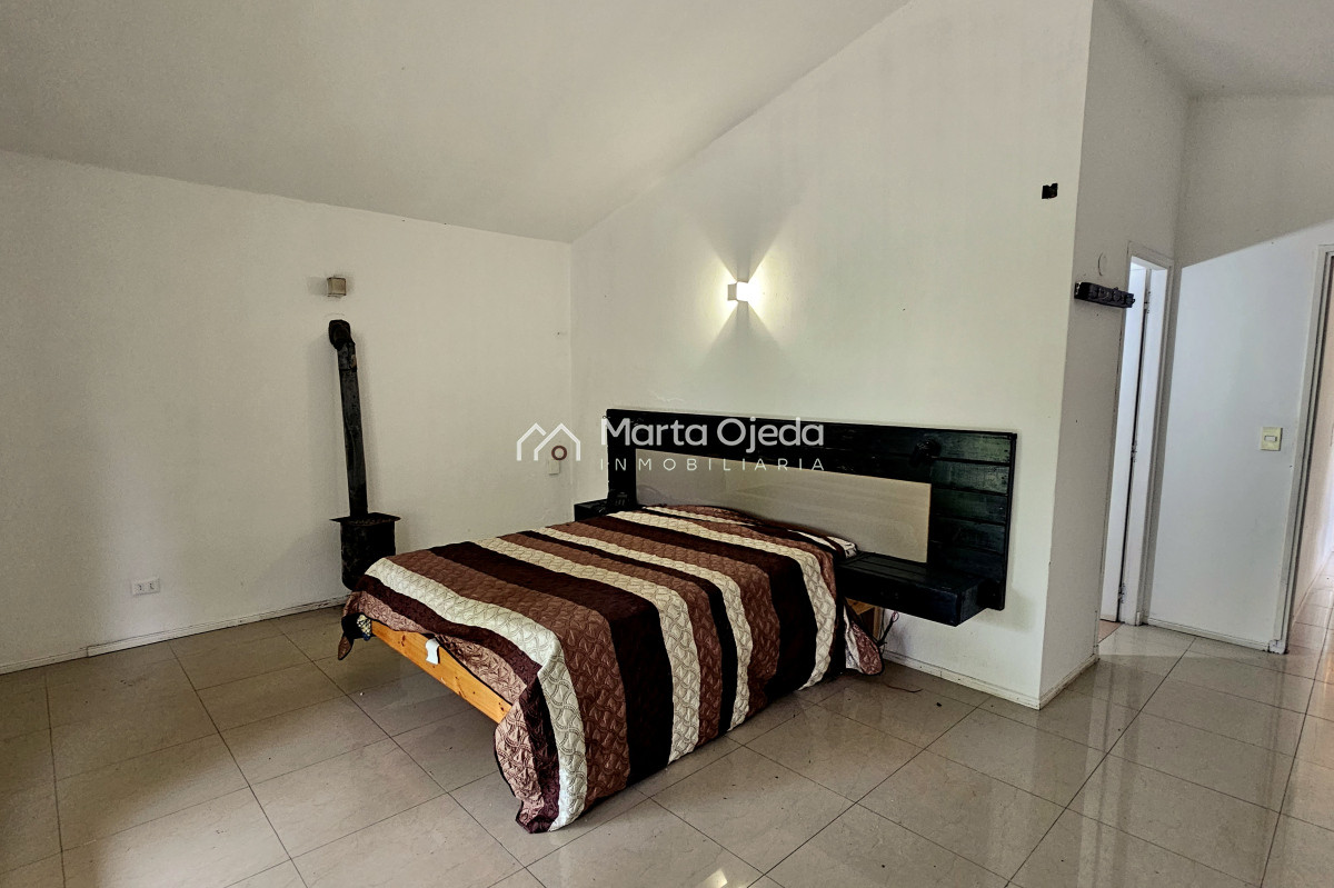 Casa ID.41005 - Venta de casa 3 dormitorios y servicio en El Golf Punta del Este 