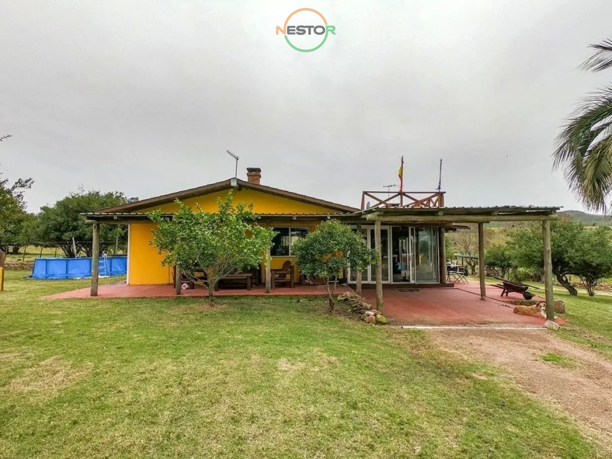 Chacra ID.6844 - Bajo de Precio !!! Casa de campo en serio, son 5 hectáreas de paz, tranquilidad y muy bien ubicada !