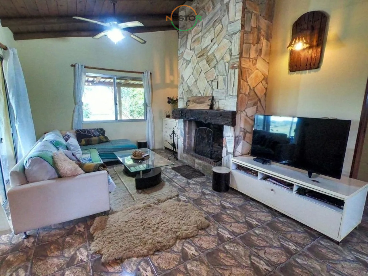 Chacra ID.6844 - Bajo de Precio !!! Casa de campo en serio, son 5 hectáreas de paz, tranquilidad y muy bien ubicada !