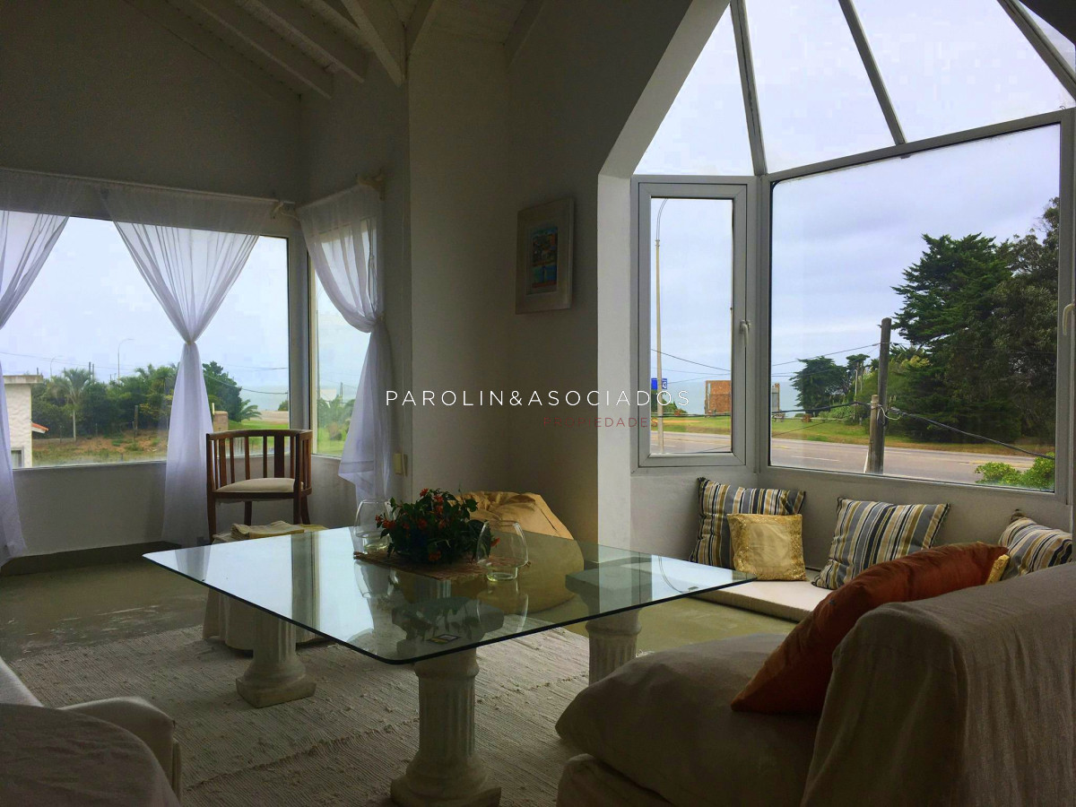 Casa en venta de 3 dormitorios en Punta del Este.