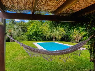 Casa ID.1247 - Excelente casa con piscina en alquiler en Rincon del Indio, playa Brava, Punta del Este.