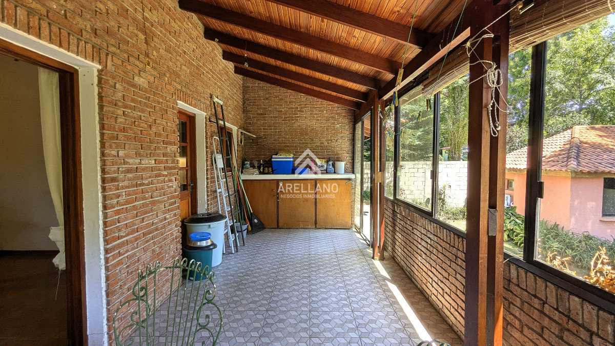 Casa ID.5240 - Venta de casa 3 dormitorios en barrio cantegril Punta del este