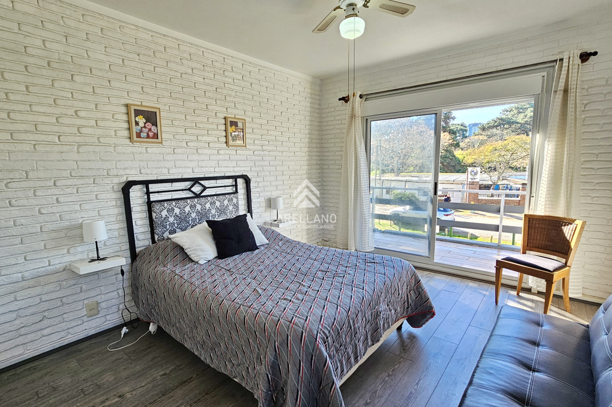 Casa ID.4791 - Vendo casa 4 dormitorios en zona Shopping, Lugano, Punta del Este