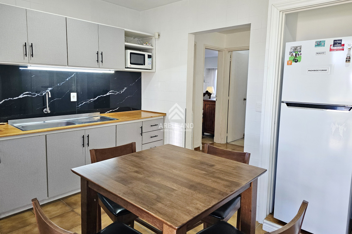 Casa ID.4791 - Vendo casa 4 dormitorios en zona Shopping, Lugano, Punta del Este